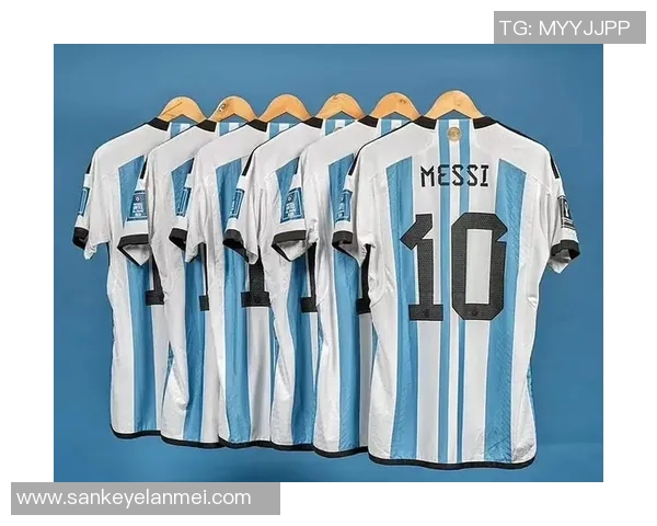 全球著名足球明星球衣品牌背后的故事与影响力分析