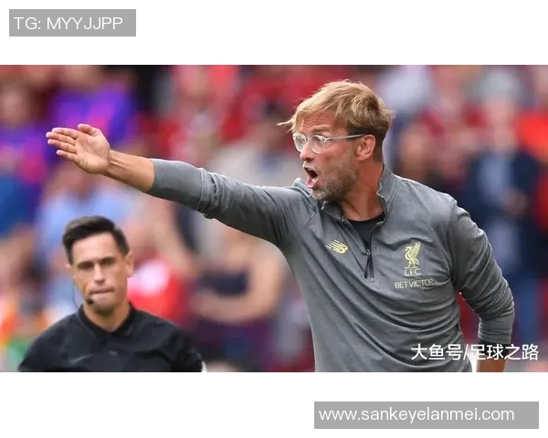 重庆足球队快攻革新之路：战术变革与未来展望分析